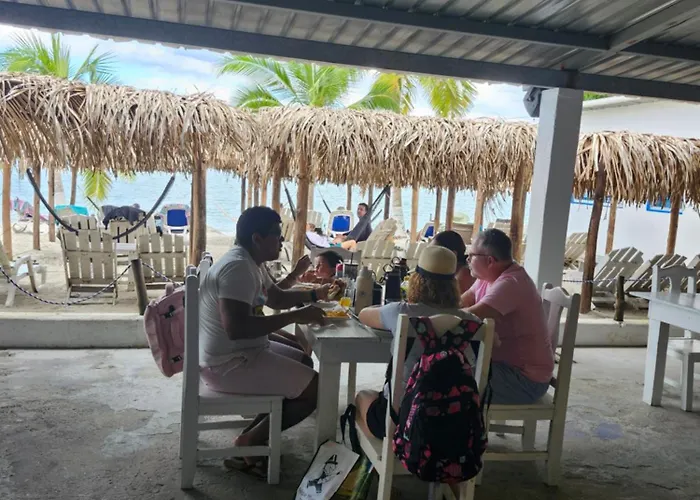 Nico\'S Beach Panama